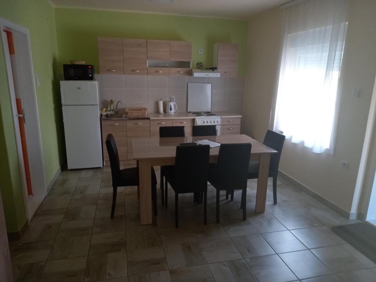 Apartman Fiva Διαμέρισμα Pacir Εξωτερικό φωτογραφία